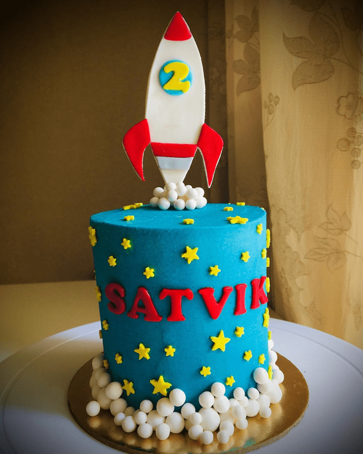 Inviting Rocket Cake