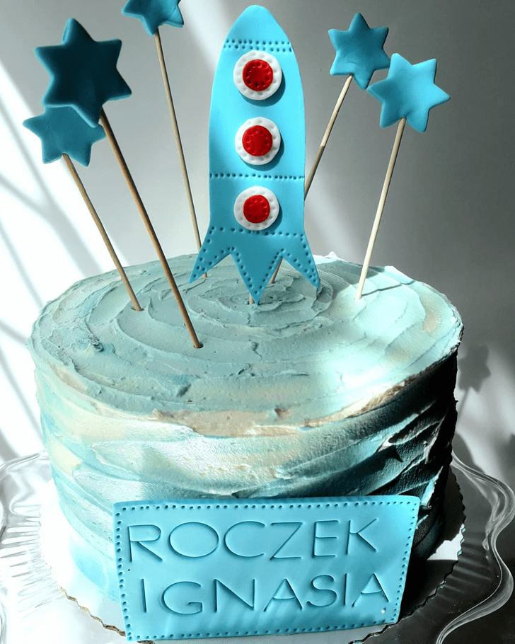 Lovely Rocket Cake Design
