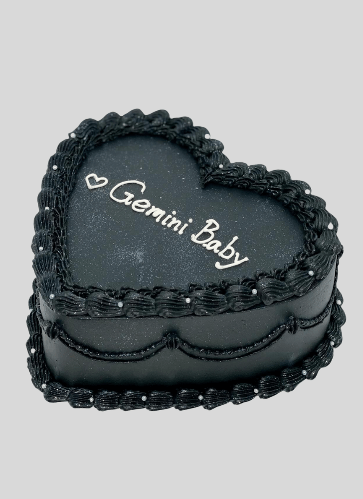 Bewitching Romantic Cake