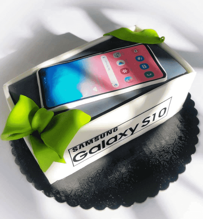 Delicate Samsung Cake