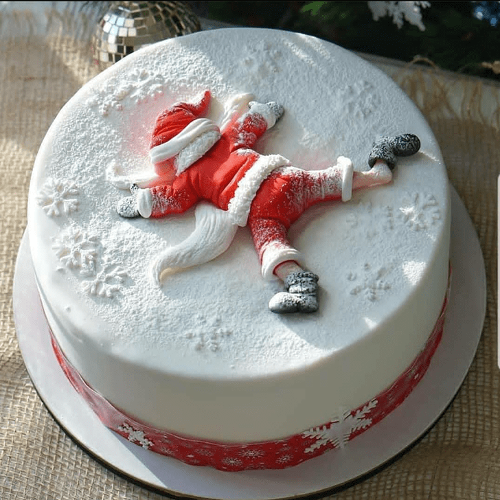 Admirable Santa Cake Design