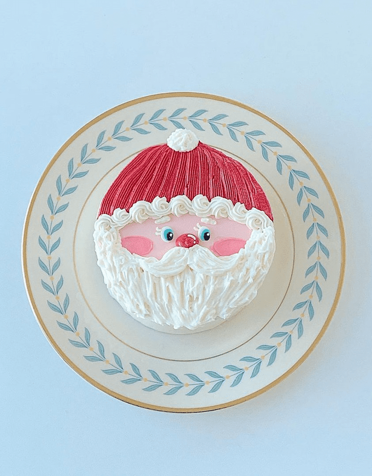 Mesmeric Santa Cake