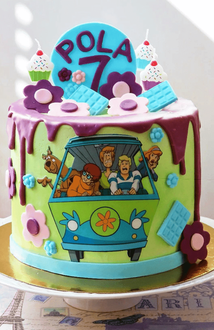 Appealing Scooby Doo Cake