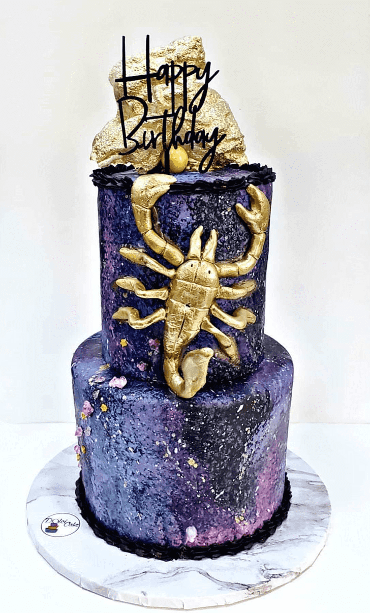 Grand Scorpion Cake