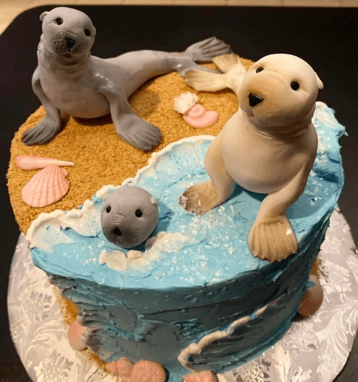 Admirable Sea Lion Cake Design