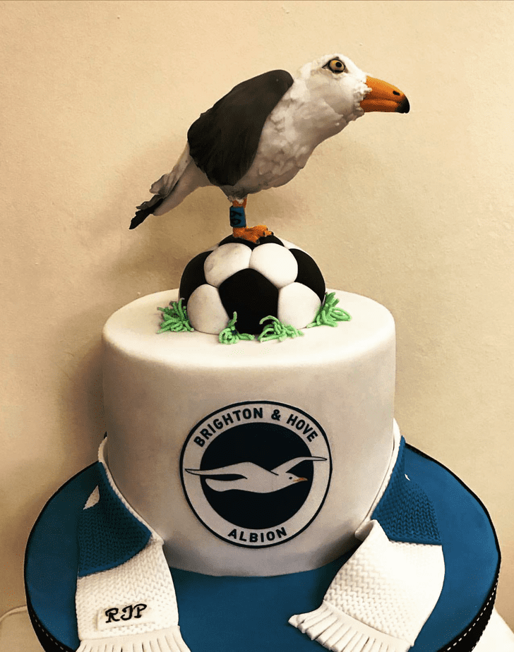 Delicate Seagull Cake