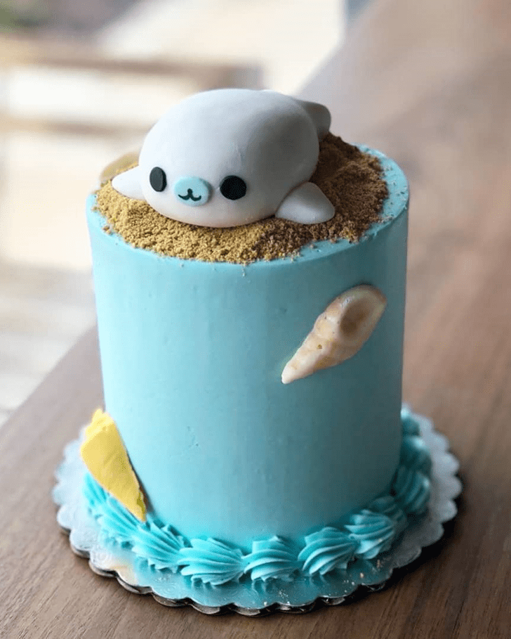Enthralling Seals Cake