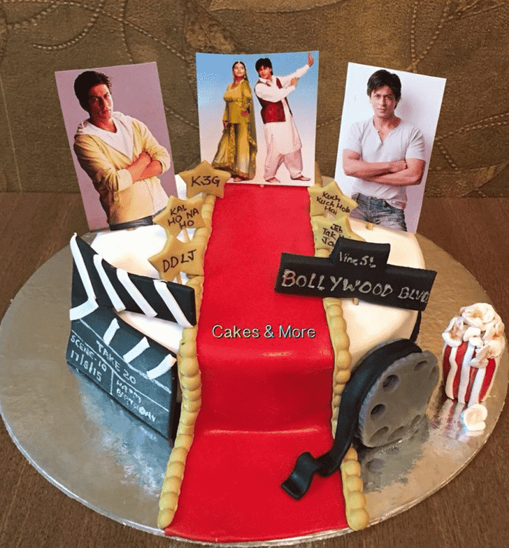 Admirable Shahrukh Khan Cake Design