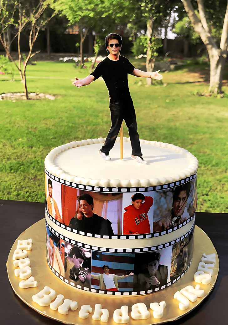 Enthralling Shahrukh Khan Cake