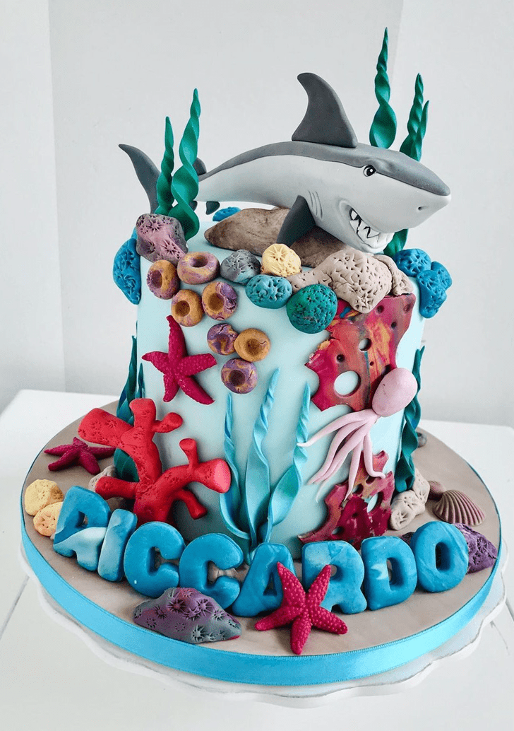 Alluring Shark Cake