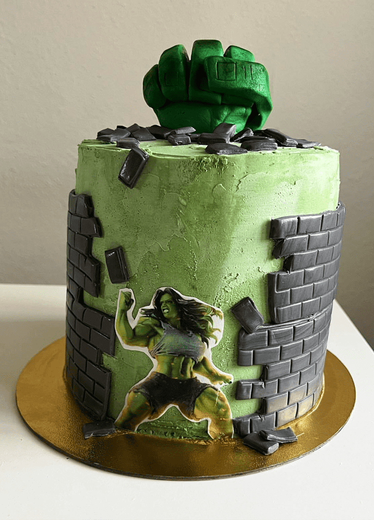 Bewitching She-Hulk Cake