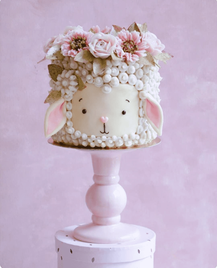 Lovely Sheep Cake Design