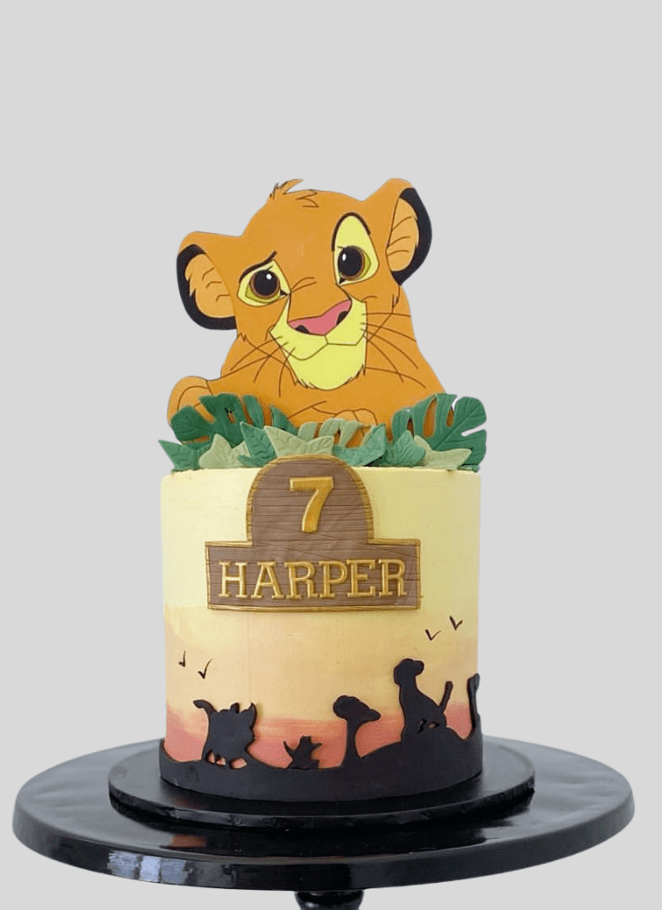 Fetching Simba Cake