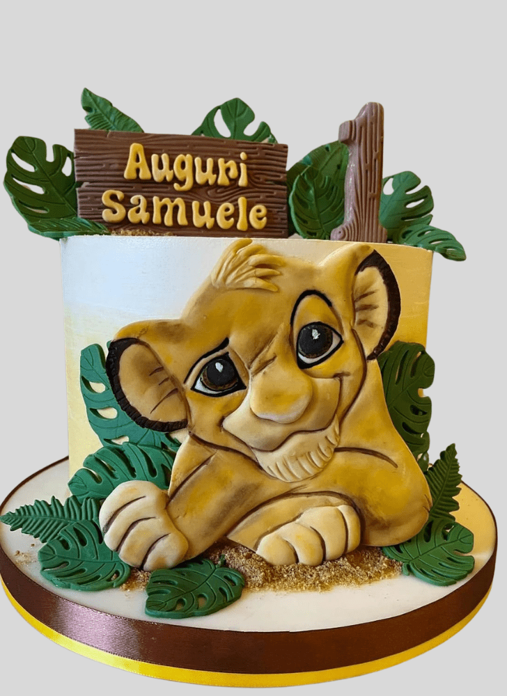 Shapely Simba Cake