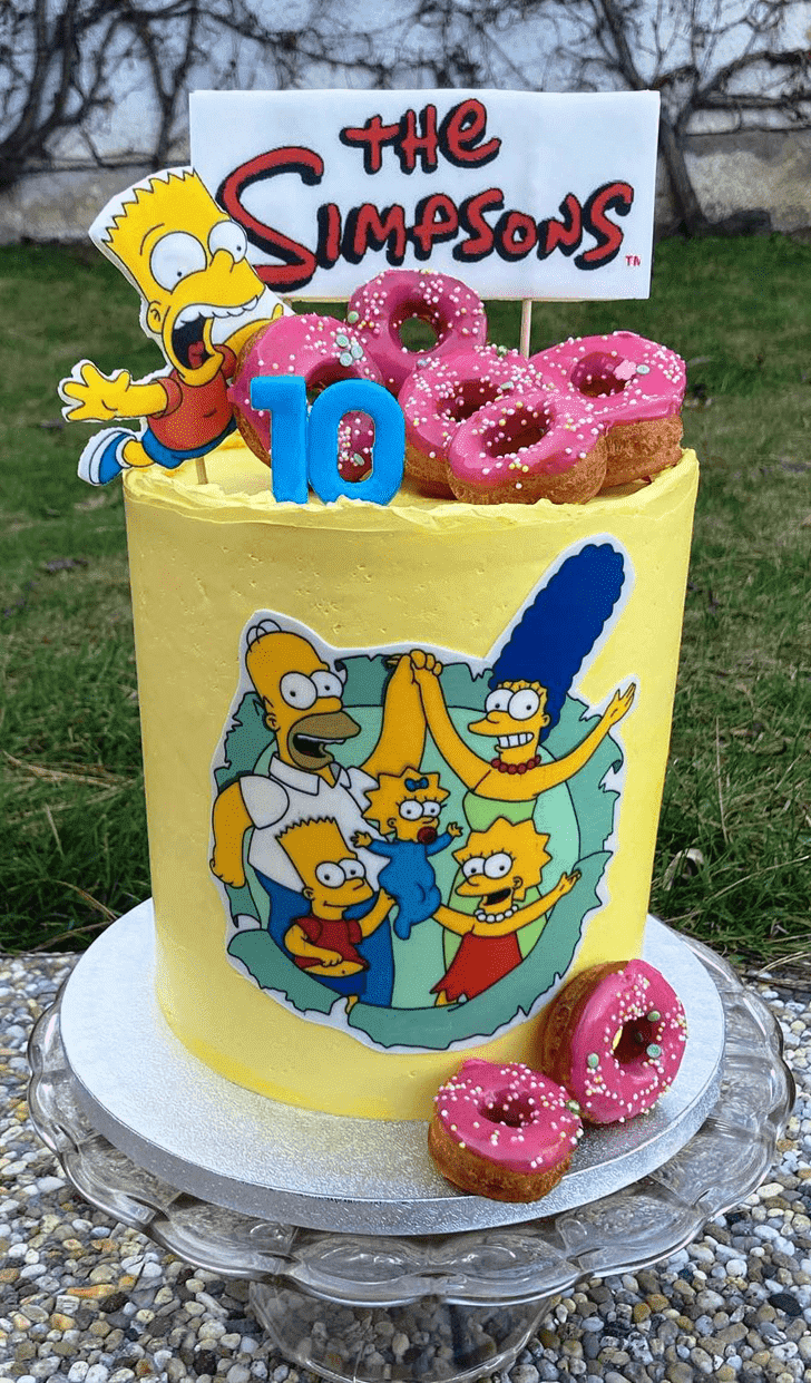 Adorable Simpson Cake