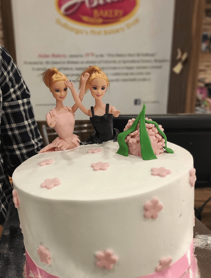 Appealing Sister Cake