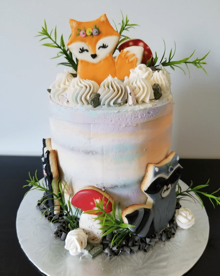 Comely Skunk Cake