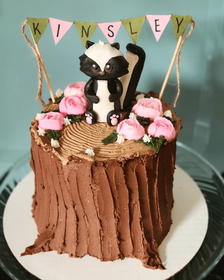 Divine Skunk Cake