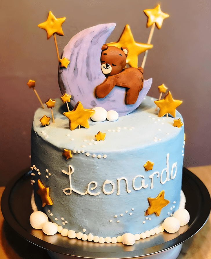 Fascinating Sleepy Bear Cake