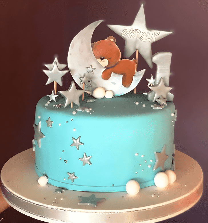 Pleasing Sleepy Bear Cake