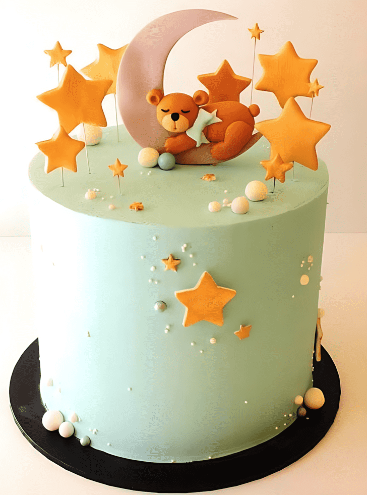 Pretty Sleepy Bear Cake