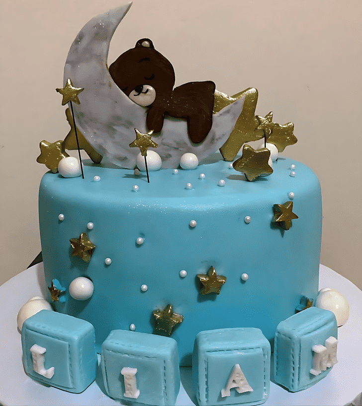 Shapely Sleepy Bear Cake