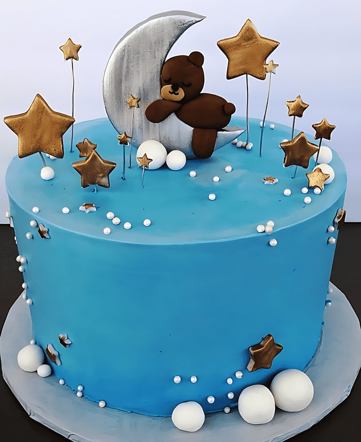 Wonderful Sleepy Bear Cake Design