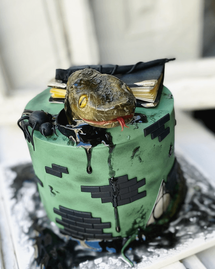 Cute Snake Cake