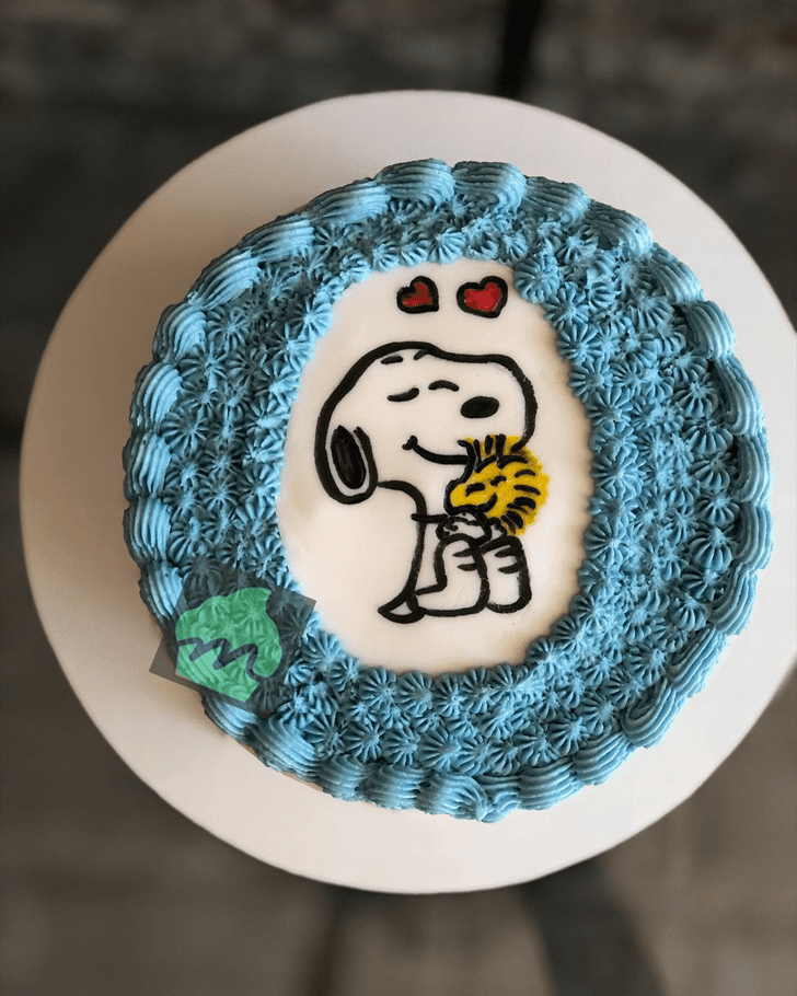 Handsome Snoopy Cake