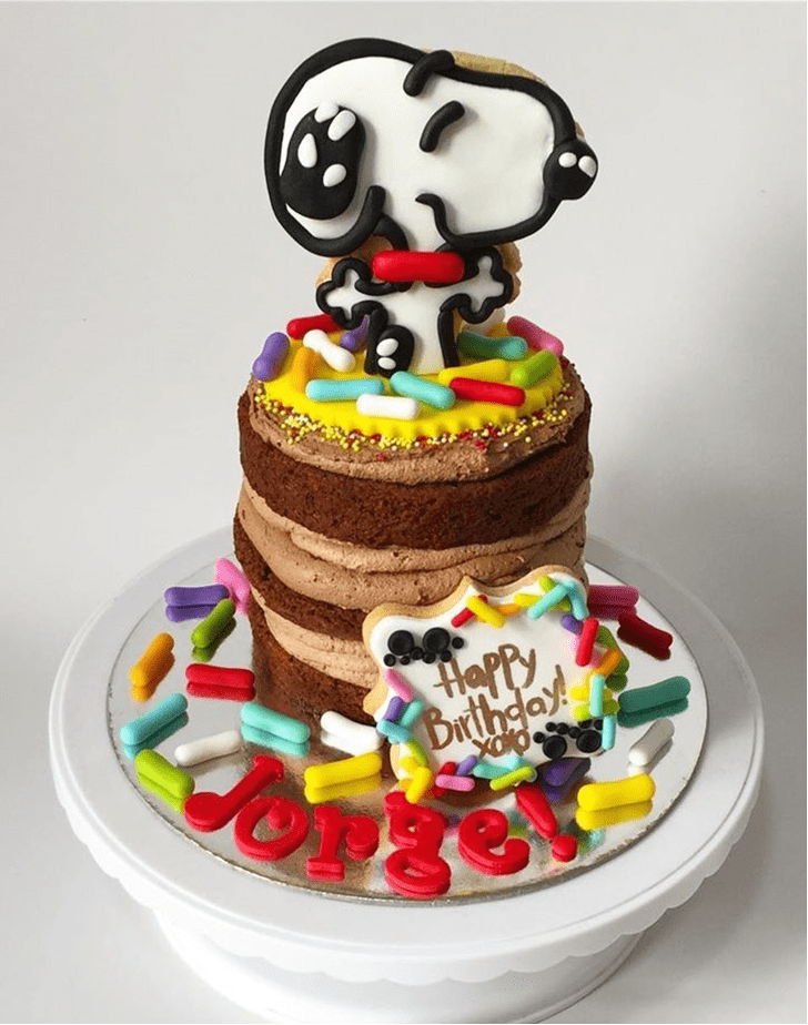 Inviting Snoopy Cake