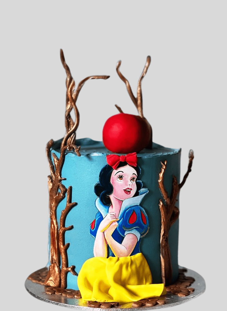 Fine Snow White Cake