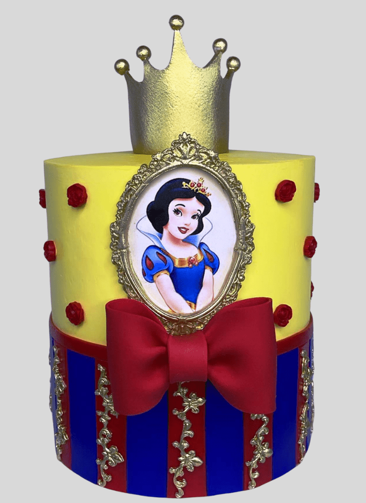 Good Looking Snow White Cake