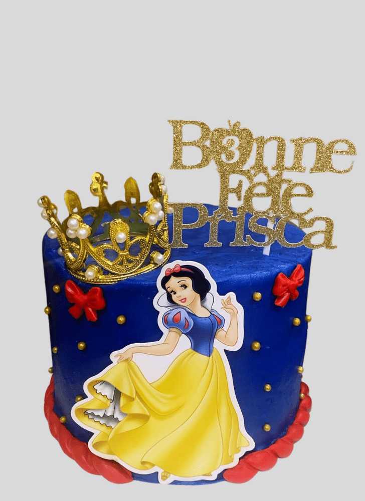 Nice Snow White Cake