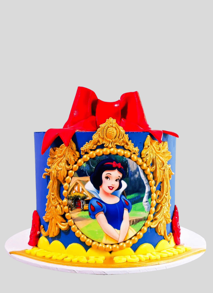 Radiant Snow White Cake