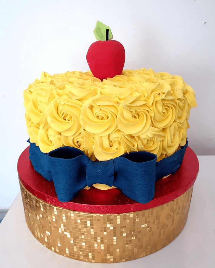 Radiant Snow White Cake