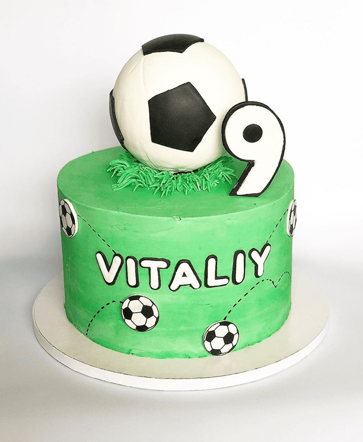 Grand Soccer Cake