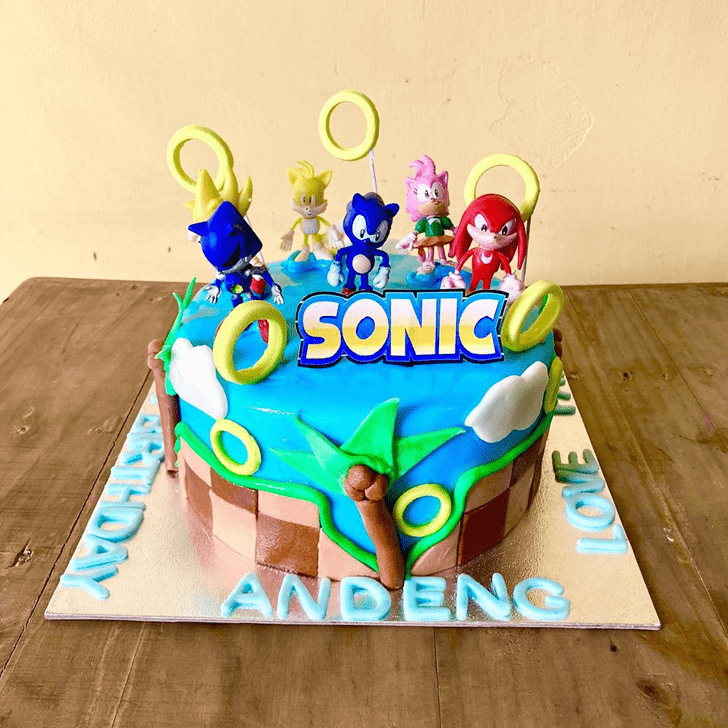 Charming Sonic Cake