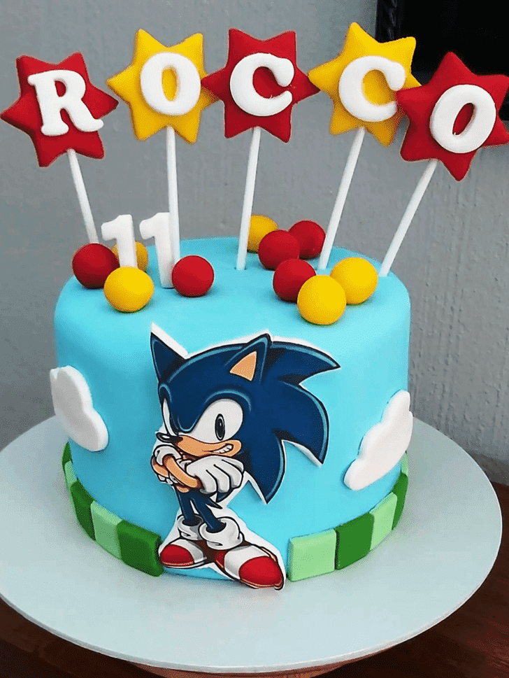 Delightful Sonic the Hedgehog Cake