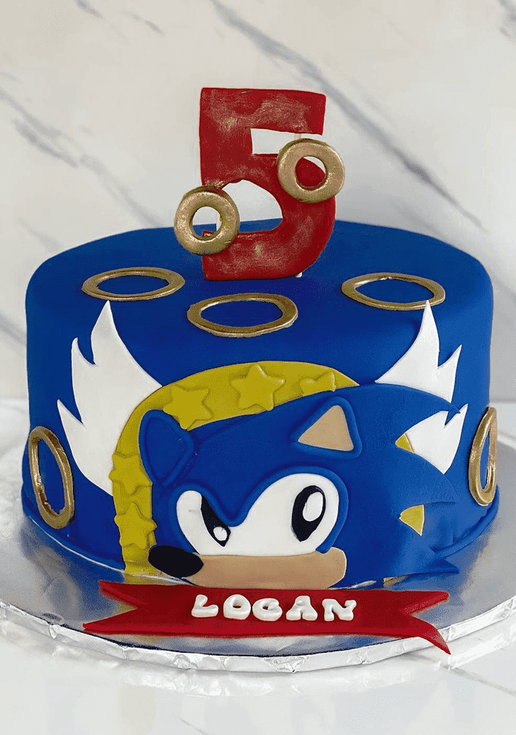 Fine Sonic the Hedgehog Cake