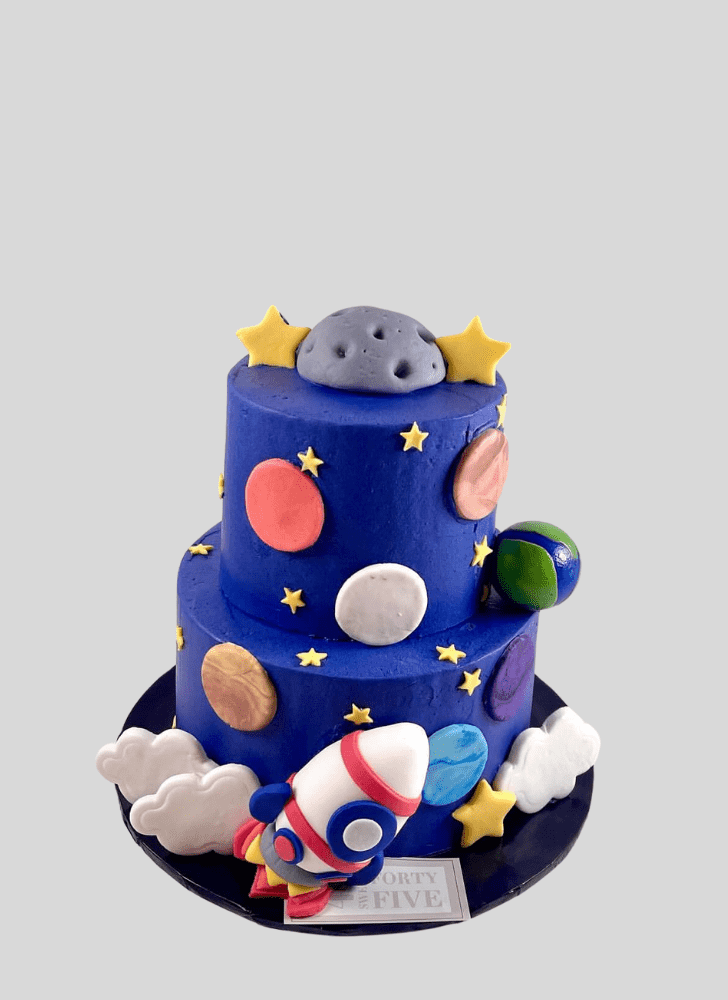 Inviting Space Cake