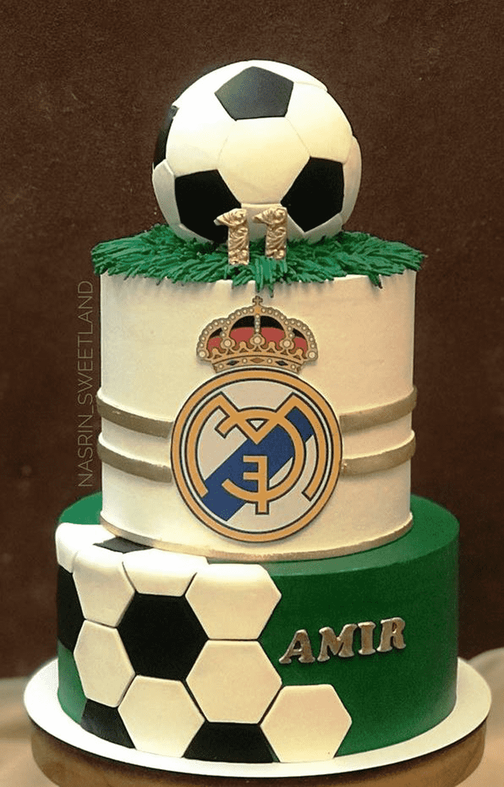 Delightful Sports Cake