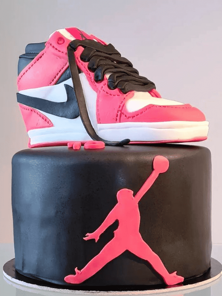 Inviting Sports Cake