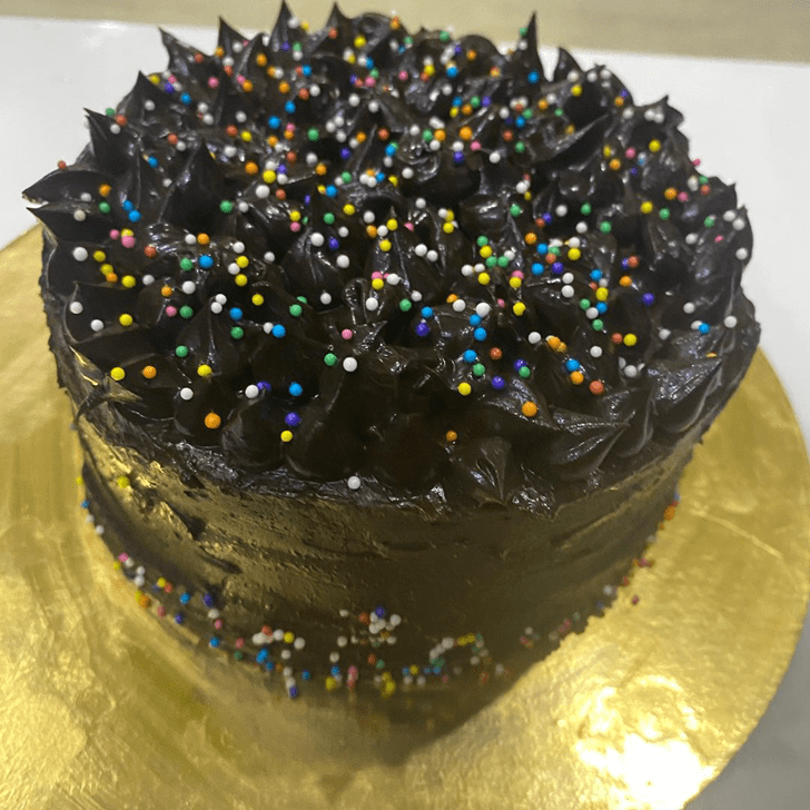Nice Sprinkles Cake