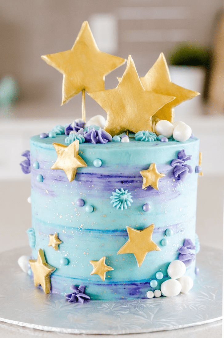 Delightful Star Cake