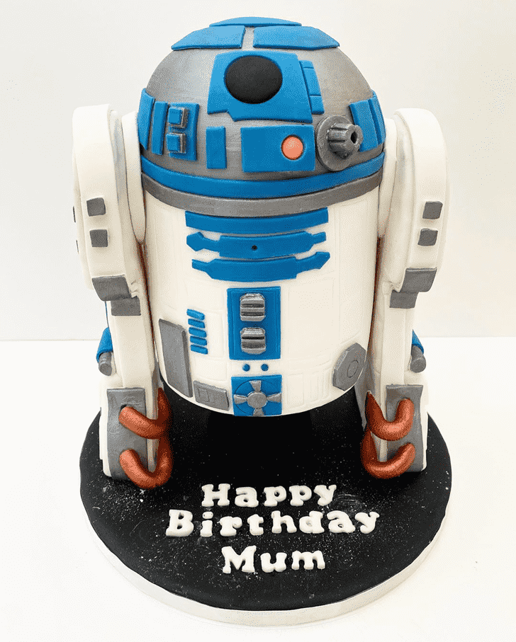 Appealing Star Wars Cake