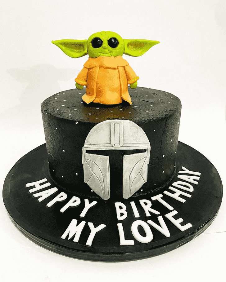 Comely Star Wars Cake