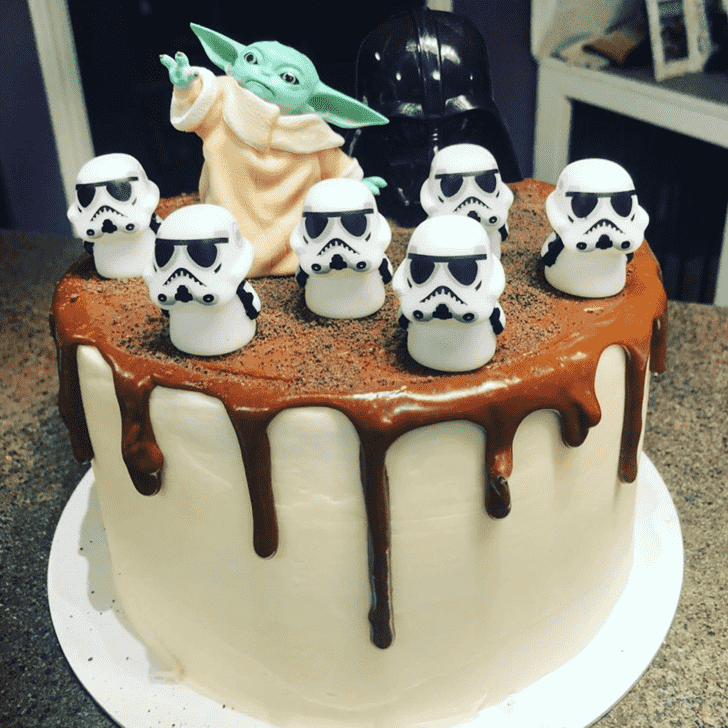 Cute Star Wars Cake