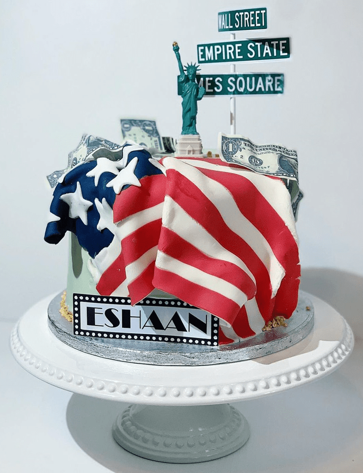 Bewitching Statue of Liberty Cake
