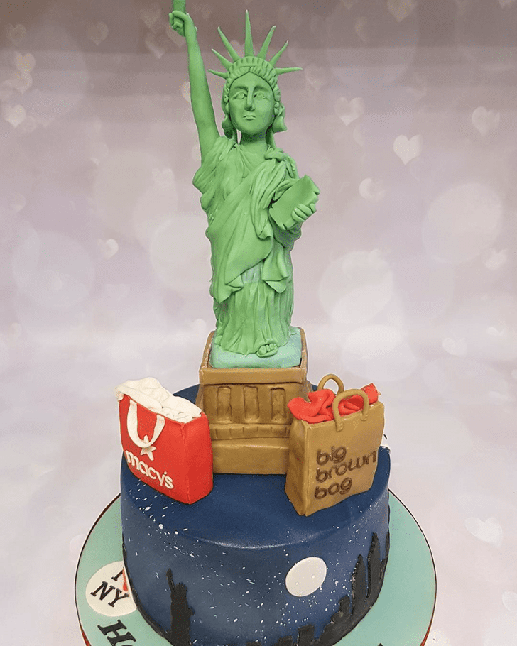 Charming Statue of Liberty Cake