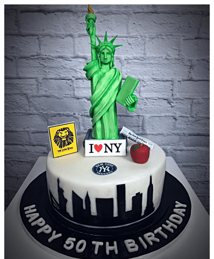 Exquisite Statue of Liberty Cake